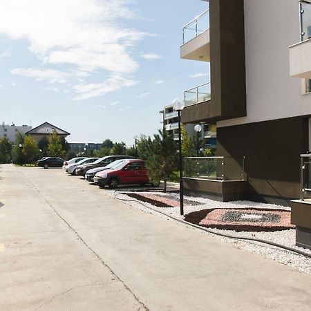 Airport Residence - Across From Otopeni Airport Esterno foto