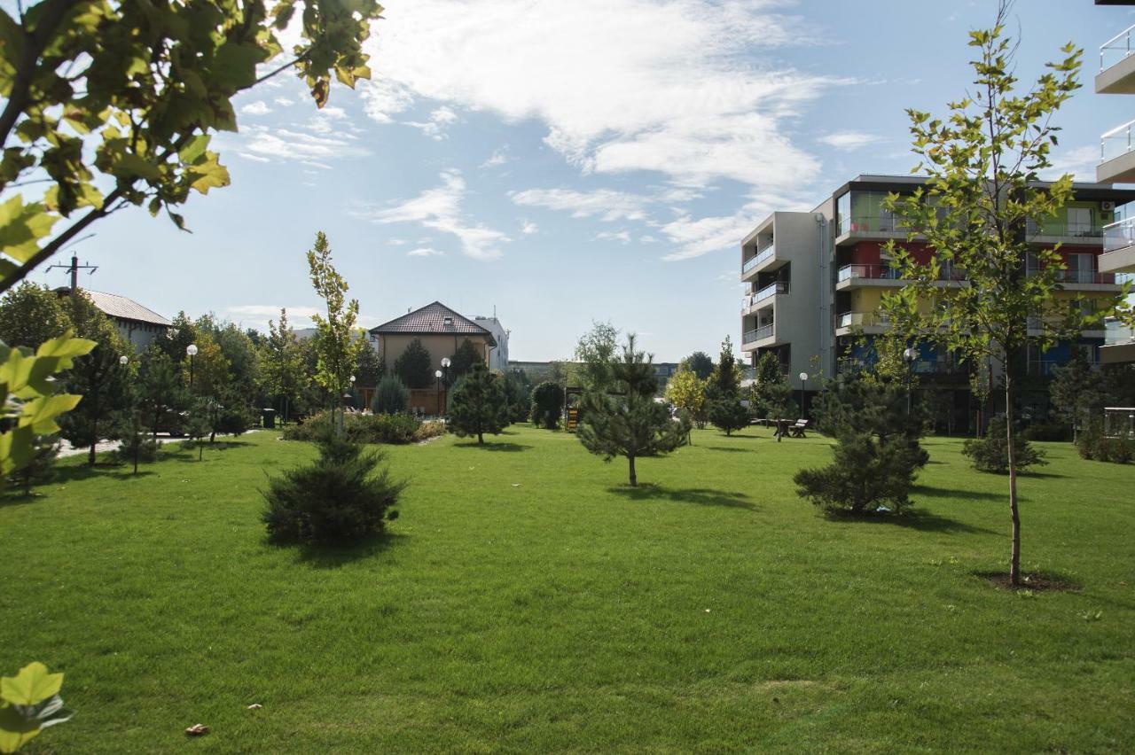 Airport Residence - Across From Otopeni Airport Esterno foto